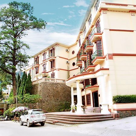 Khach San Cay Thong Hotel Tam Dao Exterior photo