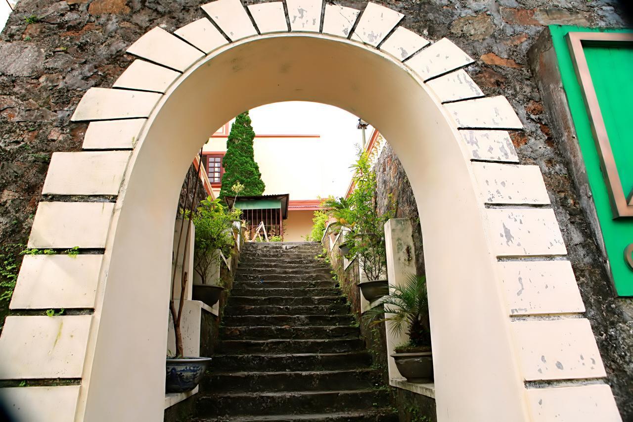Khach San Cay Thong Hotel Tam Dao Exterior photo