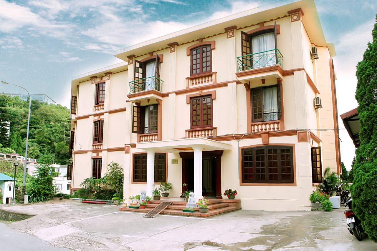 Khach San Cay Thong Hotel Tam Dao Exterior photo